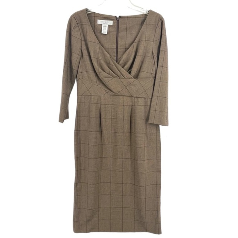 Nine West Womens Dress Beige Size 10 with 5% Spandex NWT 10549